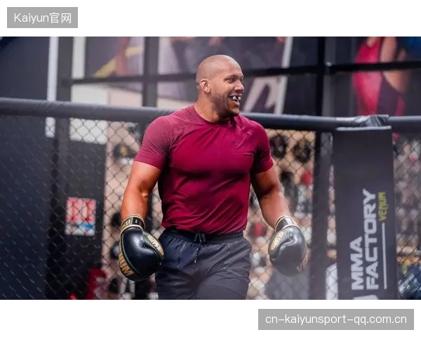 UFC站立拳法与防守反击训练：制胜的关键