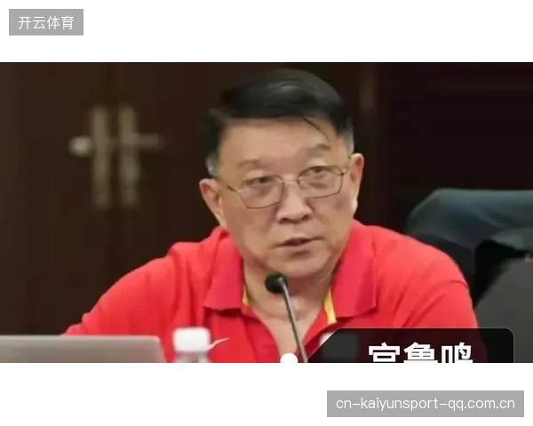 宫鲁鸣前妻独自带儿子：背后的坚强与隐忍——如何在人生低谷中重拾力量？